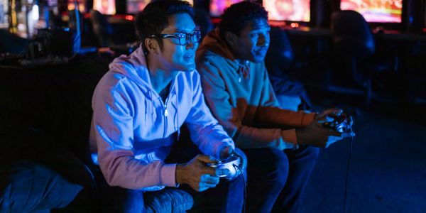 Playing Video Games - Why Are The People Enjoying Playing These Games? - B2 First Speaking Part 2 Question Playing Video Games - Why Are The People Enjoying Playing These Games? - B2 First Speaking Part 2 Question